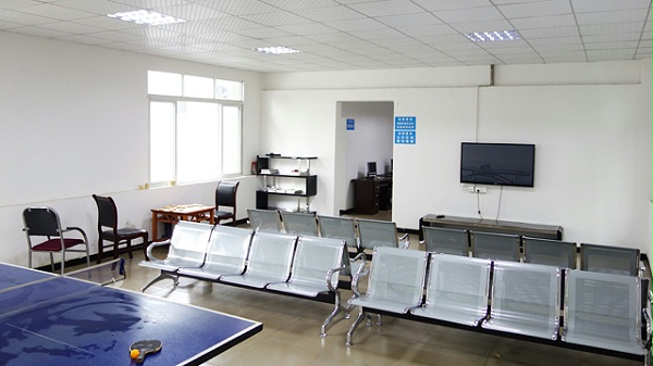 恒牛职工活动室